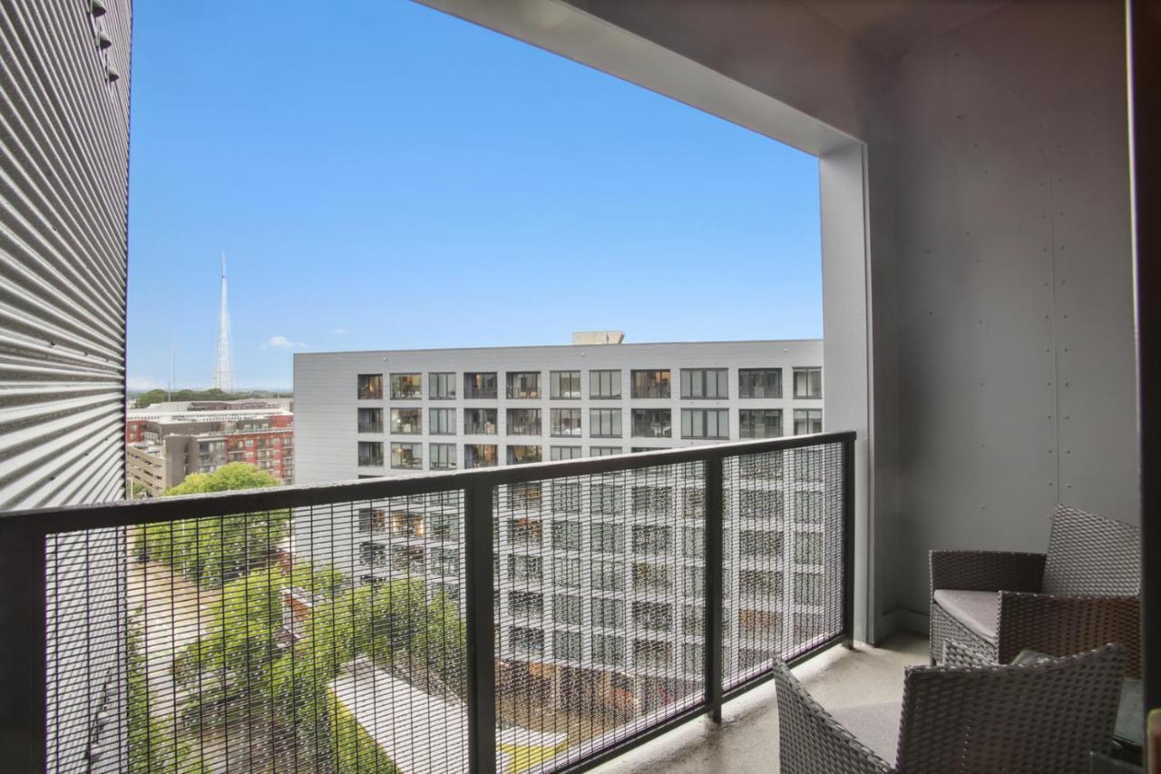 Апартаменты West Midtown Penthouse 2 Bdrm Атланта Экстерьер фото